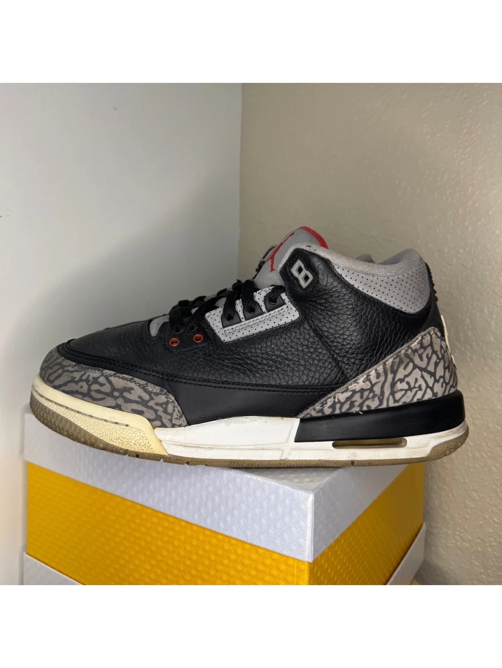 Nike Air Jordan 3 Retro Black Cement 2018 854261-001 Youth Size 7Y No Box